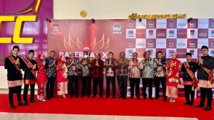 Walikota Ambon Hadiri Rakernas APEKSI di Padang