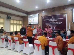 Resmi Daftar di KPU Maluku, Hanura Targetkan 7 Kursi di DPRD Maluku