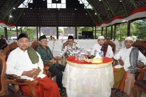 Penjabat Bupati Maluku Tengah Buka Puasa Bersama Tokoh Agama