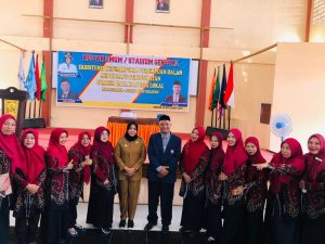 Beri Kuliah Umum di Uniqbu, Ini Pesan Bupati Buru Selatan
