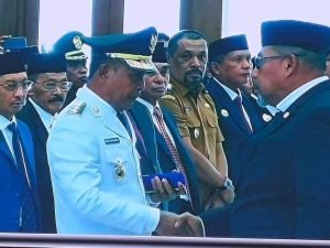 Rakib Sahubawa Resmi Dilantik Pimpin Maluku Tengah