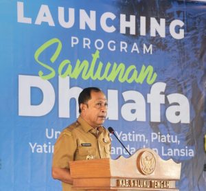 Penjabat Bupati Malteng Tunaikan Janji Bantu Kaum Dhuafa