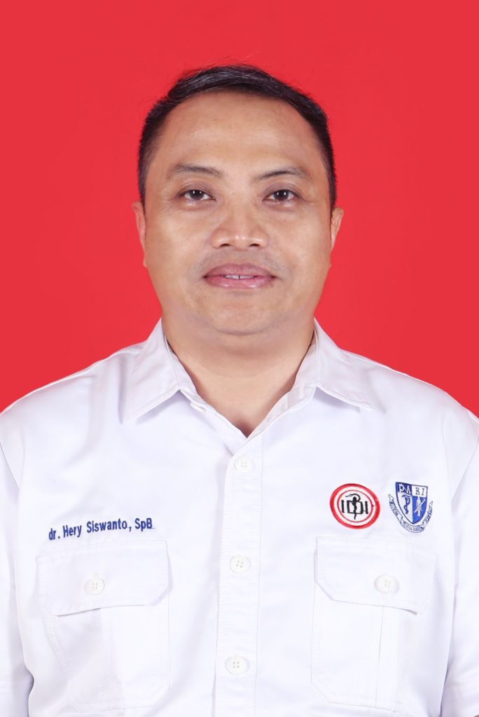 Direktur RSU Masohi, dr. Hery Siswanto, SpB FINACS., FICS