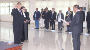 Rekrot Lantik Izaak H. Wenno Sebagai Dekan FKIP Upatti Periode 2025-2029