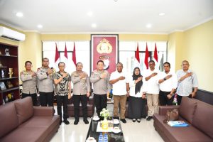 Sambut Munas Warek PTN Se-Indonesia & Dies Natalis, Rektor Unpatti Temui Kapolda