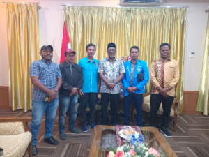 Pengurus KNPI Silaturahmi ke Bupati Maluku Tengah, Bahas Persiapan Musda