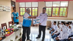 PLN UP3 Ambon Tanamkan Budaya Aman Berlistrik melalui Program Baronda Sekolah